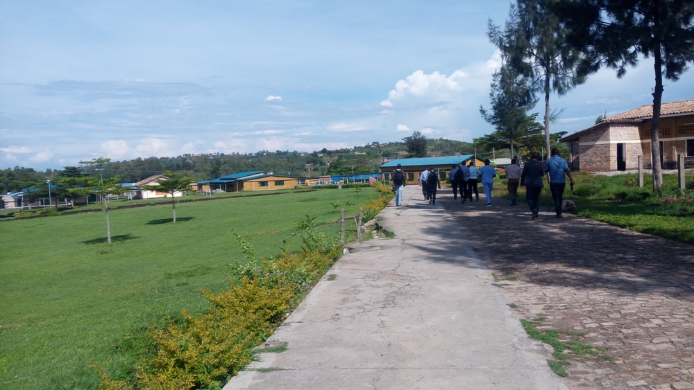 Ibitaro bya Gatagara bigizwe n'inyubako zo mu 1960 ku buryo zabaye nke