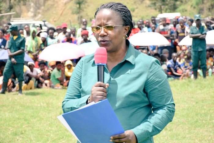 Minisitiri Mujawamaliya avuga ko ingaruka zo kwangiza ibidukikije zatumye imvura y'Umuhindo iba nke