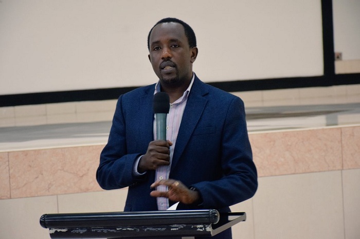 Umunyamabanga uhoraho muri MINEMA, Habinshuti Philippe, asaba inzego zose gufatanya mu ngamba zafasha guhangana n'ikibazo cy'ibiza