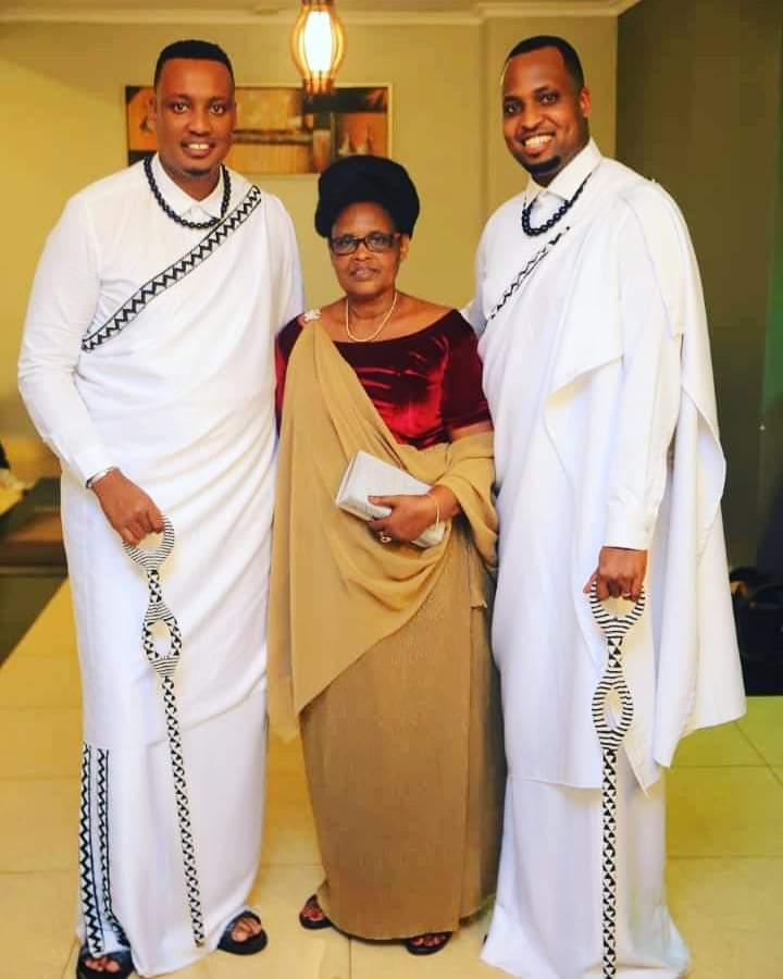 Ibumoso Rubayita Francis (Fiston) Mujara Didacienne, Rubayita César (Petio)