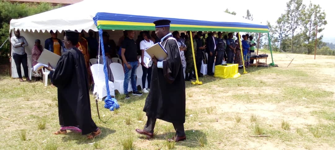 Ubwo iburanisha ryari rirangiye