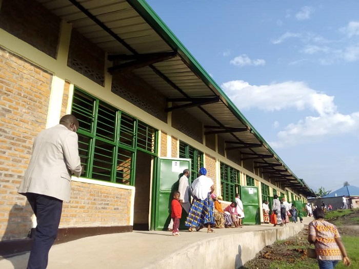 Ibyumba by'amashuri bisaga 3205 byatwaye miliyari 16,5 FRW bizagabanya ubucucike mu banyeshuri