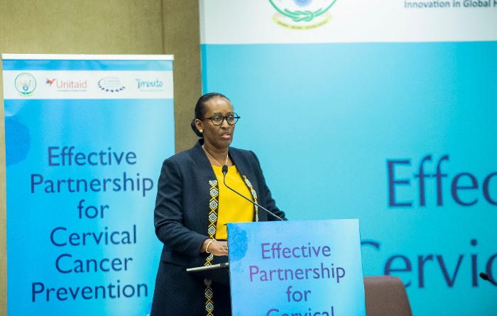 Madame Jeannette Kagame avuga ko abagore banduye virusi itera SIDA byoroshye ko bandura kanseri y