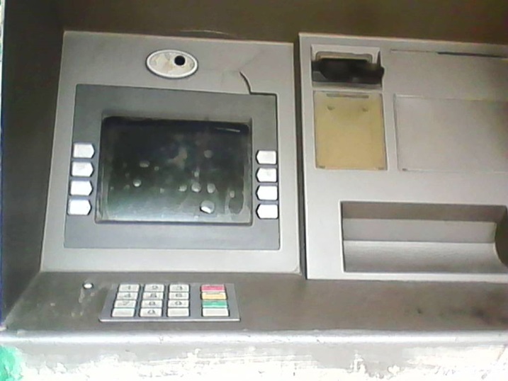 Icyuma cya ATM kimaze hafi ibyumweru bibiri kidakora.