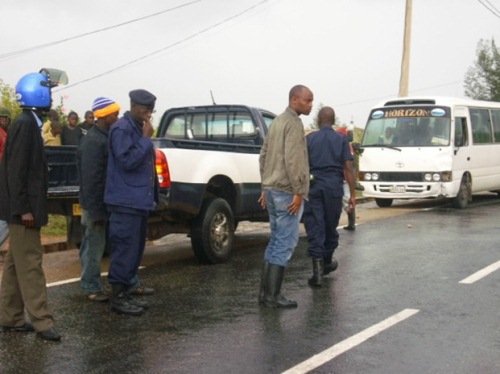 Polisi yahageze impanuka ikimara kuba isanga umumotari yajyanwe gukorerwa ubutabazi bw