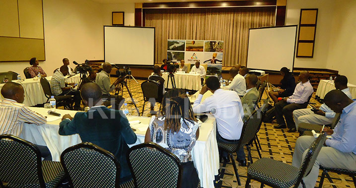 Ibigo bishinzwe ubukerarugendo mu Rwanda, Kenya na Uganda byagiranye ikiganiro n'abanyamakuru, bibamenyesha iby'imikoranire bifitanye n'abikorera baturuka muri ibyo bihugu.