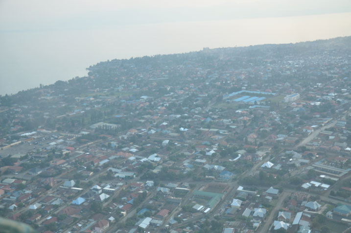 Iyi foto igaragaza umujyi wa Gisenyi yafatiwe mu ndege mu mwaka wa 2014.