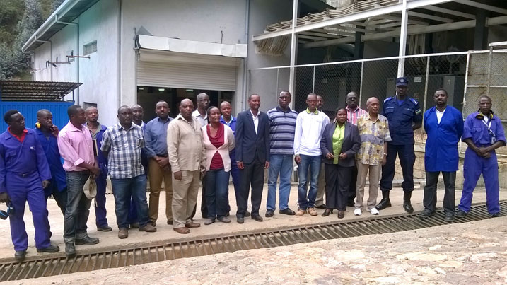 Abasenateri n'abandi bayobozi batandukanye basuye ingomero za Rukarara.