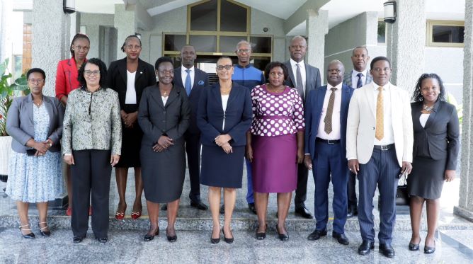 Abadepite ba Uganda hamwe n