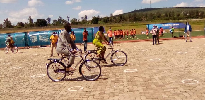 Bishimiye amagare bahawe