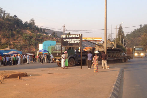 U Rwanda rwohereje ibifaru byo kwirwanaho.