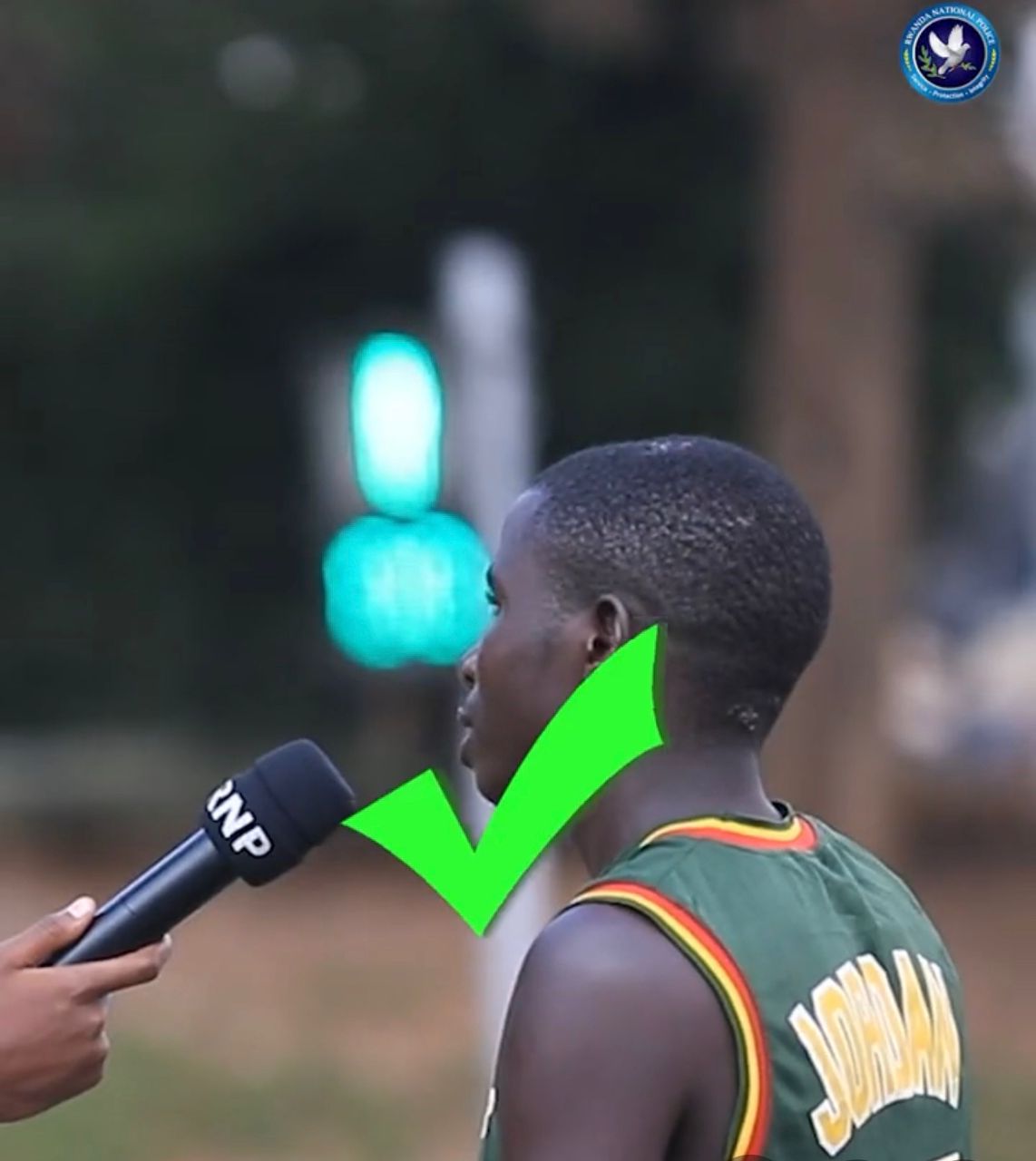 Aha yari asubije igisubizo kiri cyo