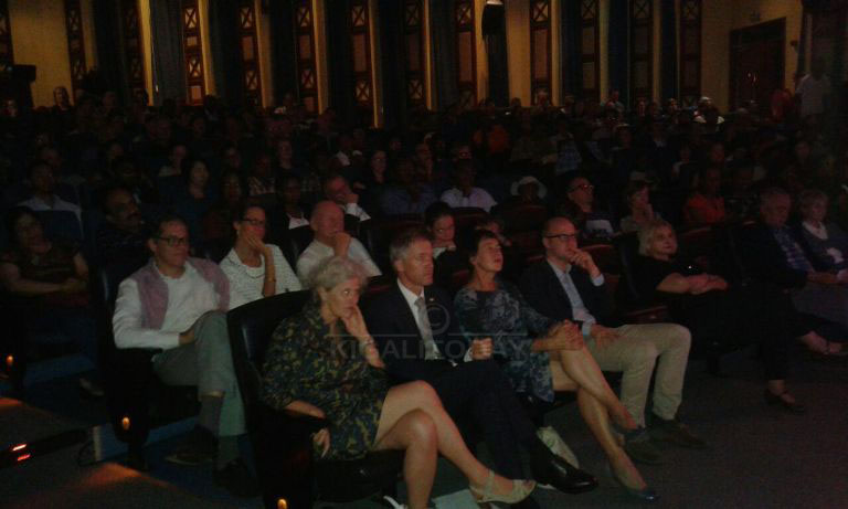 Igitaramo cya Jef Neve na Kayirebwa cyitabiriwe n'abatari bake