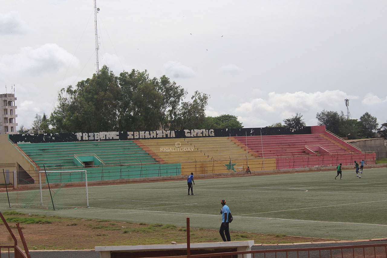 Ikibuga cy'umupira w'amaguru cya Amadou Bary