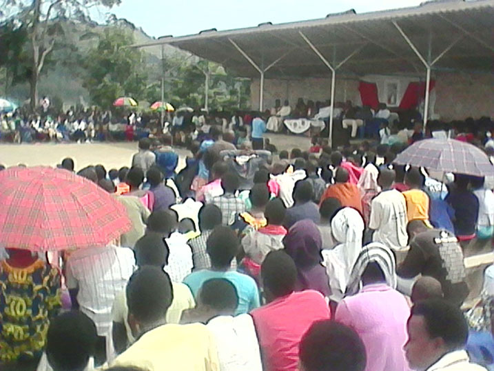 Iri huriro ryajemo urubyiruko rusaga 1000 harimo 179 rwo mu madini atari kiliziya Gatulika.