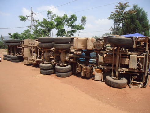 Imodoka yahirimye yose.