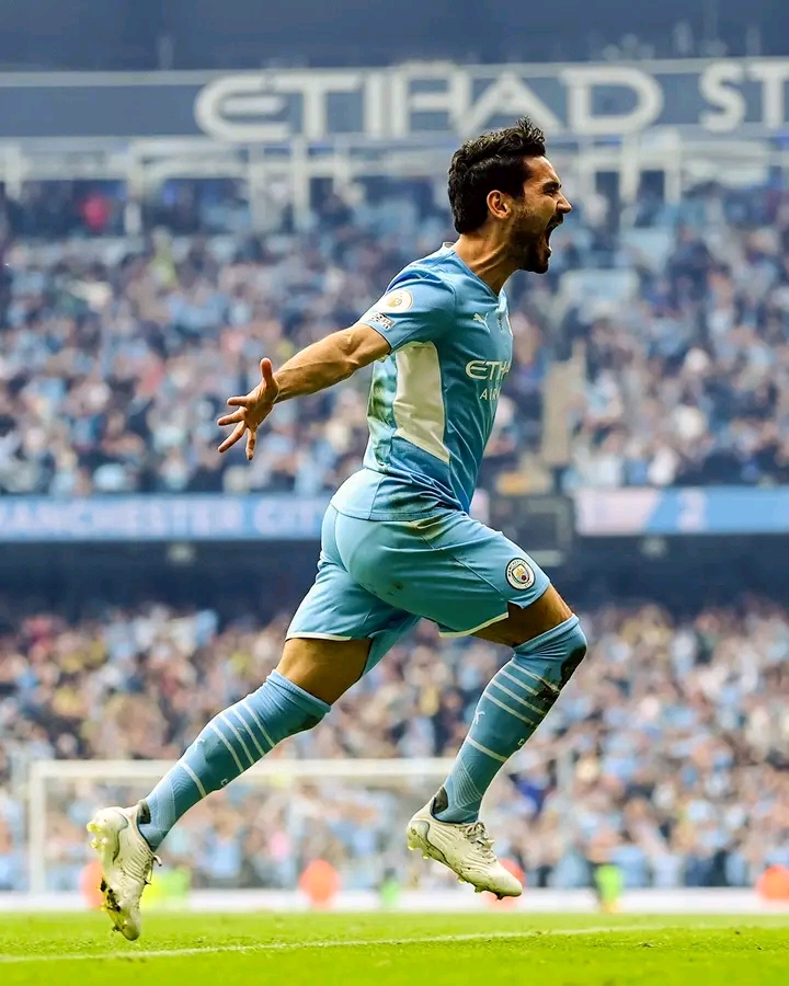 Ilkay Gündogan watsinze ibitego bibiri yafashwe nk'Intwari muri uyu mukino