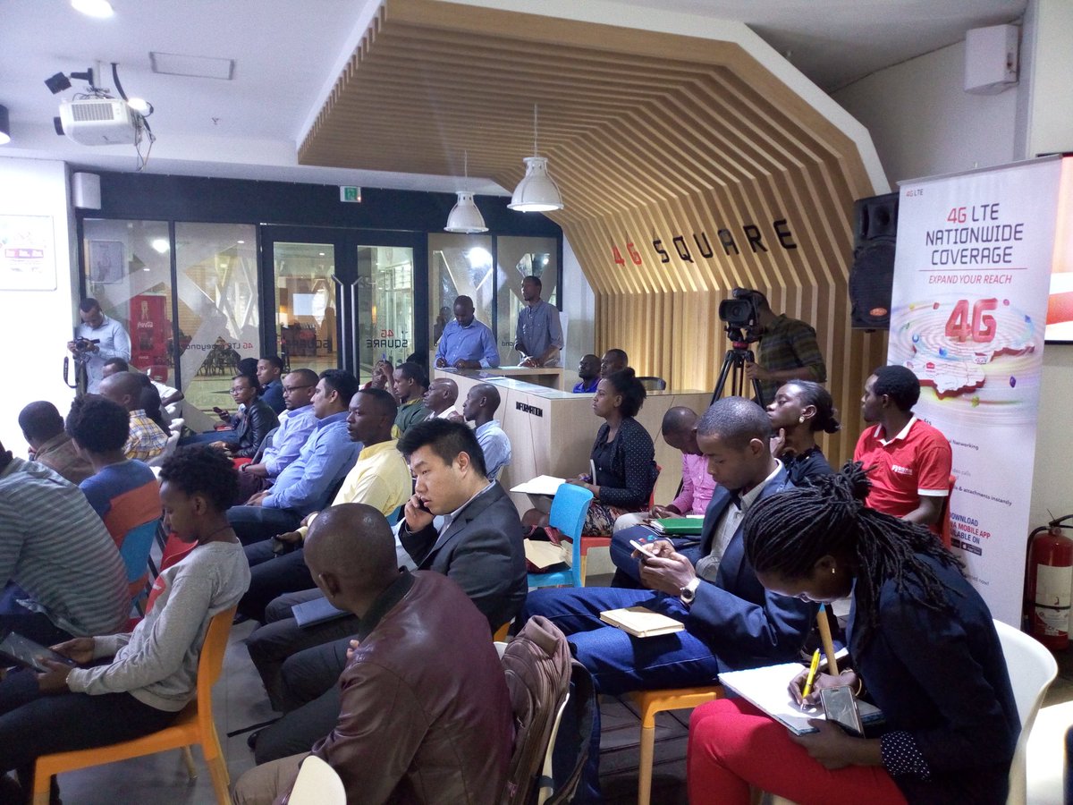 Ikiganiro cyitabiriwe kandi n'abakuriye ibigo binyuranye bicuruza 4G