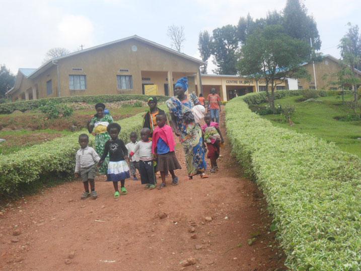 Abaturage ngo ntibakijya kwivuriza mu mujyi wa Kigali kuko babonye ivuriro hafi yabo.