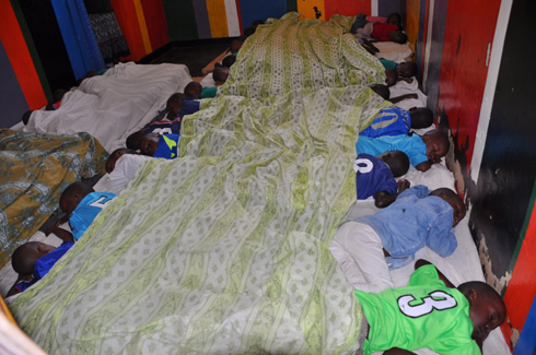 Bamwe mu bana bibera mu kigo cya Nyundo bacyenera ababasura bakabakura mu bwigunge.