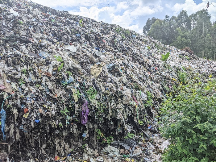 Ikimoteri rusange kuba cyaruzuye bihangayikishije benshi