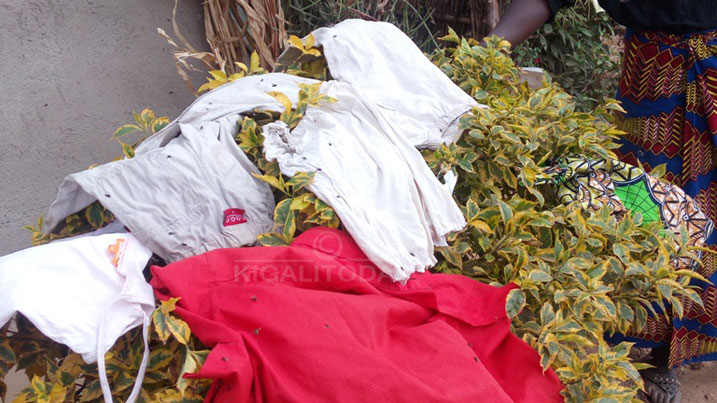 Amasazi aba ari ku bintu byose mu rugo