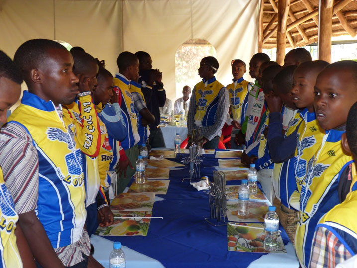 Ikipe ya Les Amis Sportifs y'i Rwamagana ni nayo yazamukiyemo Adrien Niyonshuti.