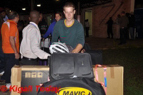 Ikipe ya Meubles de Cartes ku kibuga cy