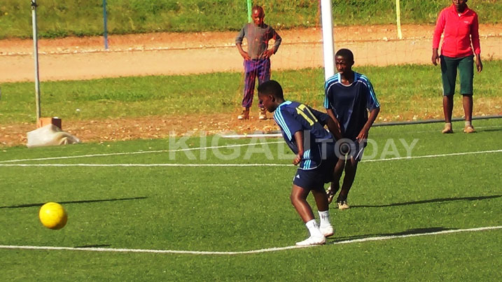 Ikipe y'abakobwa ya Nyamabuye yageze ku mukino wa nyuma inatwara igikombe