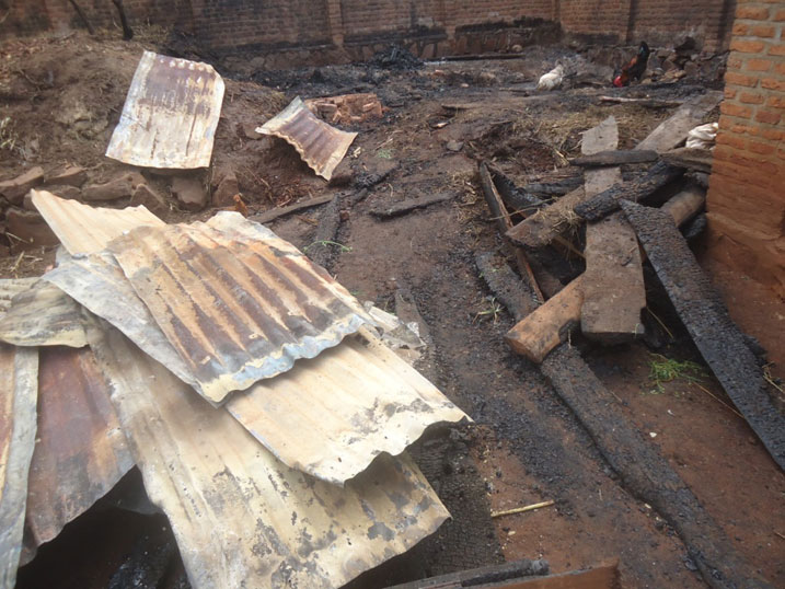 Ikiraro cyahiye gishiraho, bicyekwa ko cyahiye hakoreshejwe lisansi.