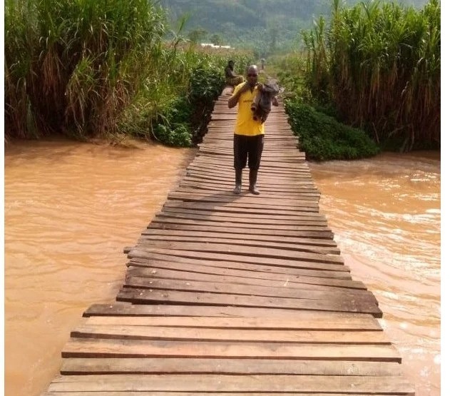 Mu mwaka ushize abaturage bari bishimiye ko inzira yongeye kuba nyabagendwa