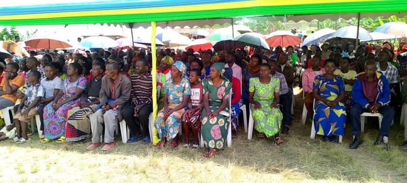 Abaturage bari bitabiriye iburanisha ari benshi