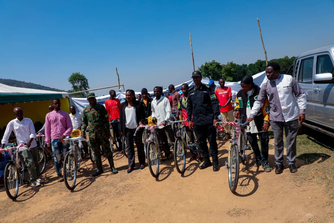 Imboni z'impinduka mu Ntara y'Amajyepfo zahawe amagare