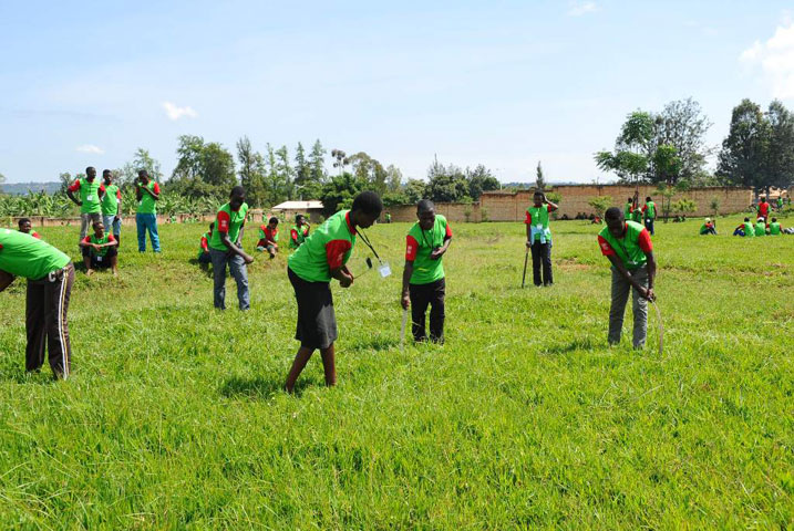 Bakoze ibikorwa byinshi byita ku buranga bw'igihugu.