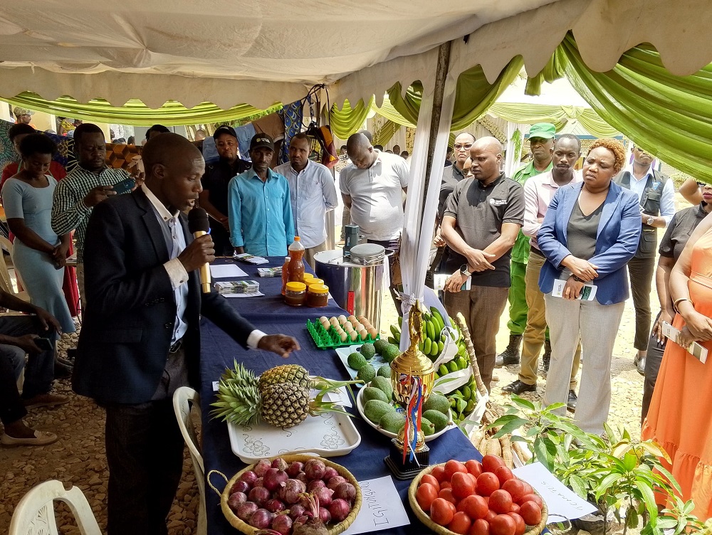 Imbuto zitandukanye ntibari bazi kuzitera