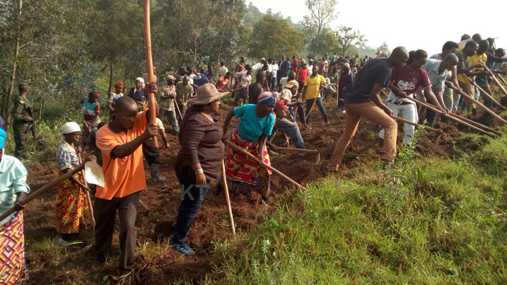 Abari bitabiriye umuganda rusange