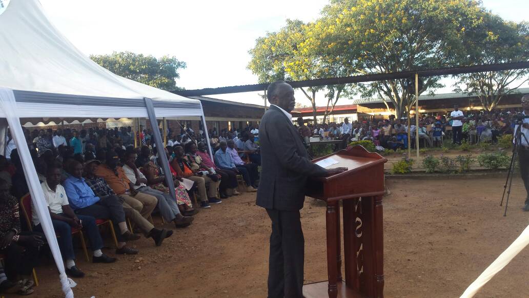 Sen Tito Rutaremara avuga ko Cardinal Giuseppe yamwibwiriye ko yasengeye imihoro yo gutema Abatutsi atabizi