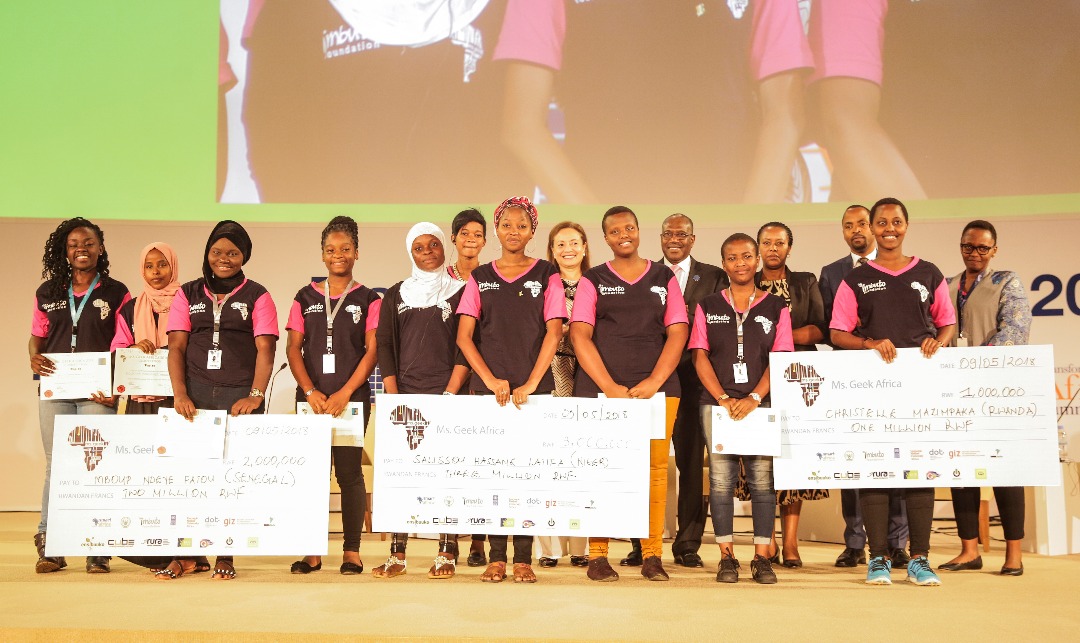 Batanu barushanwaga barimo babiri b'Abanyarwanda