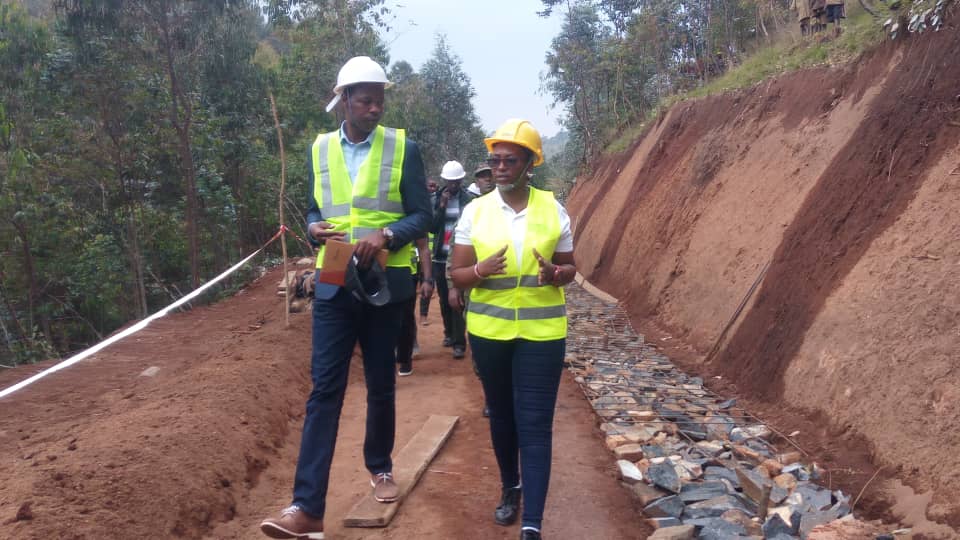 Hatangakweko mu Gushyingo k'uyu mwaka abaturage baba baboye amashanyarazi