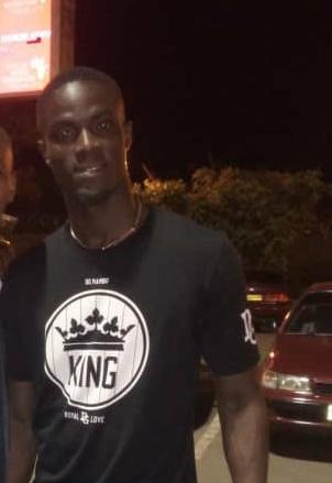Eric Bailly agera i Kigali