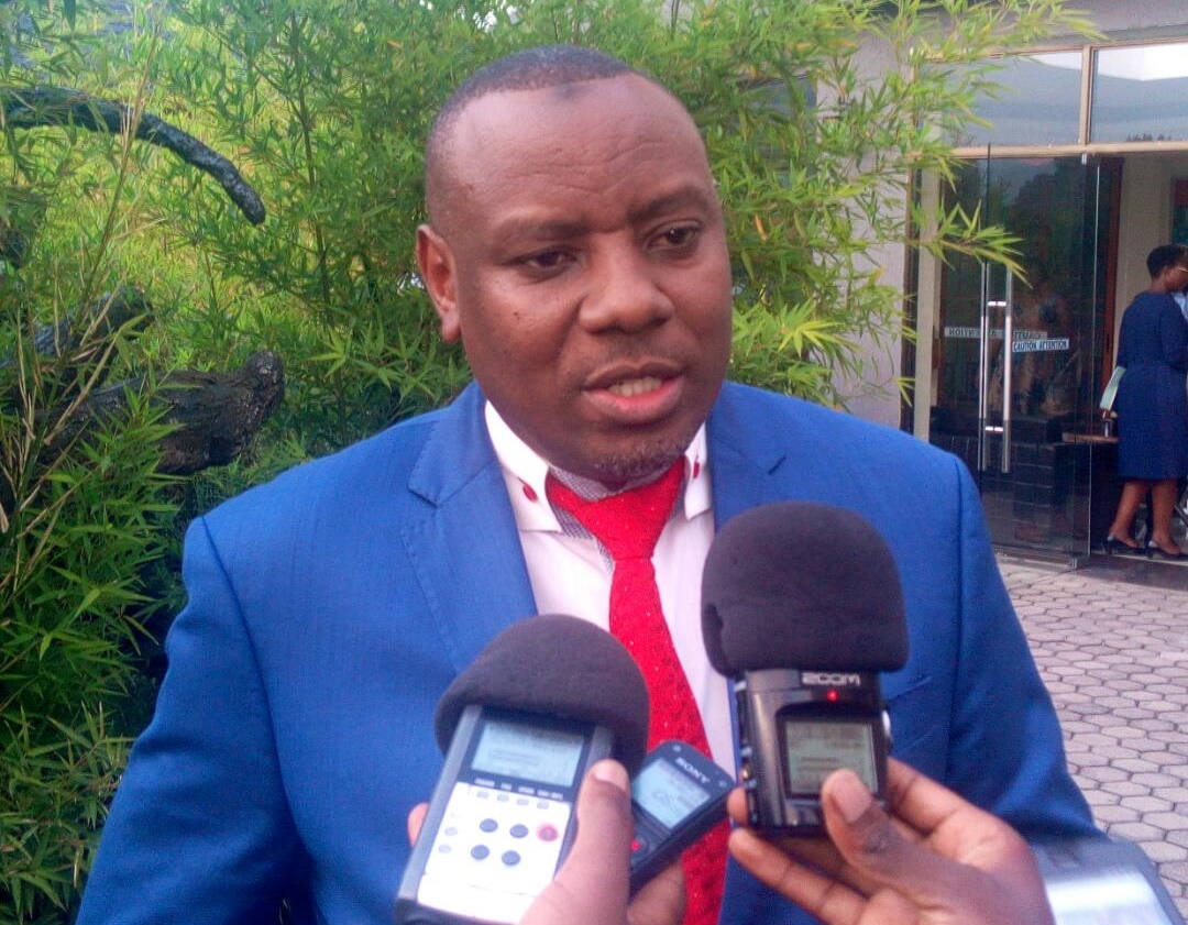 Umunyamabanga wa Leta muri Minisiteri y'uburezi Dr Isaac Munyakazi