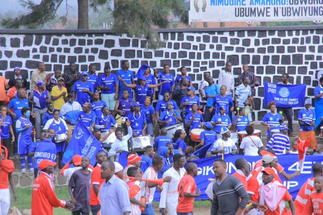 Abafana ba rayon Sports bo mu itsinda rya Gikundiro Forever bari mu baherekeje ikipe