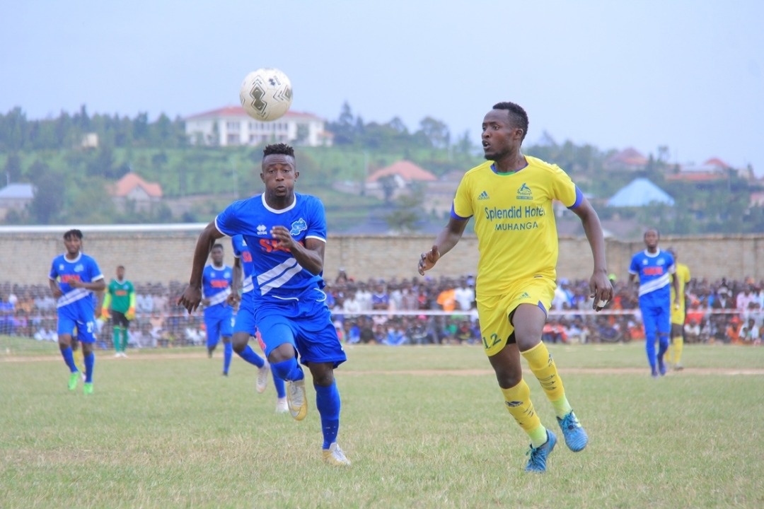 Jules Ulimwengu wakinaga umukino wa mbere muri Rayon Sports yahise ayitsindira igitego