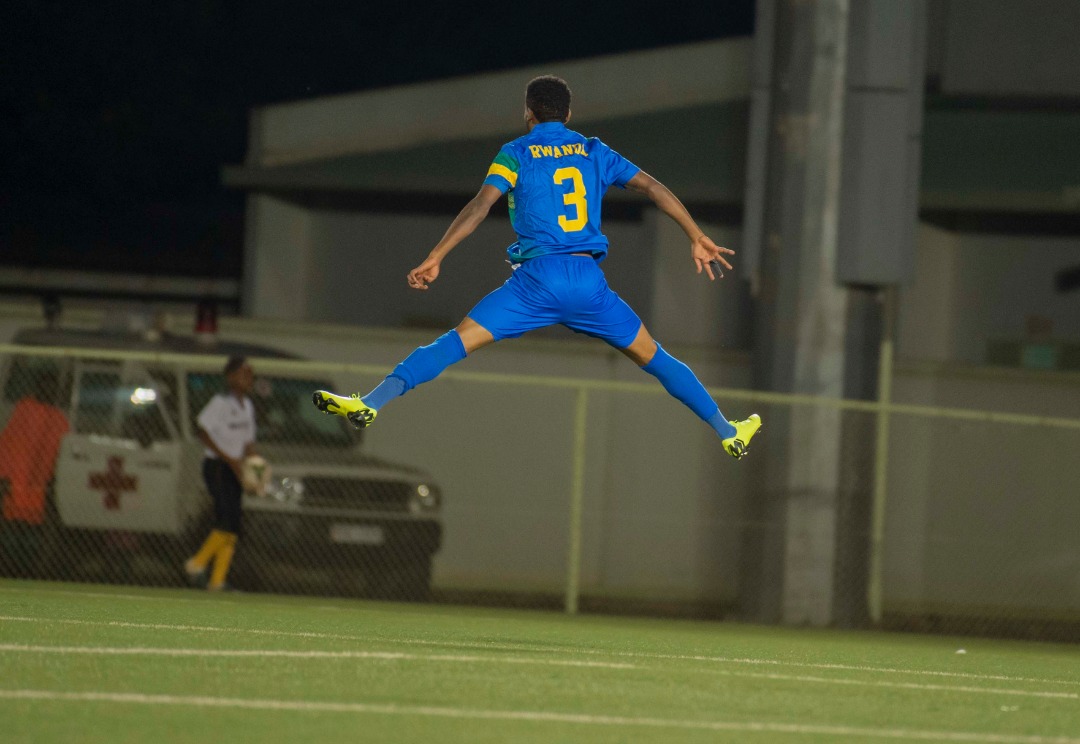 Rutanga Eric wagiye mu kibuga asimbuye Emmanuel Imanishimwe