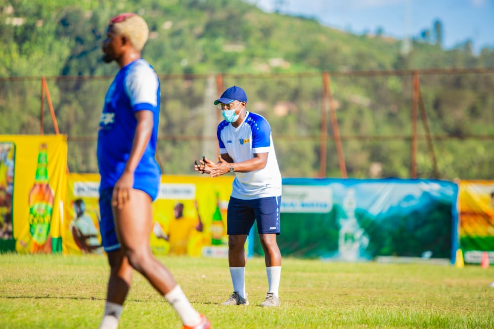 Umutoza Guy Bukasa ni we wayoboye imyitozo