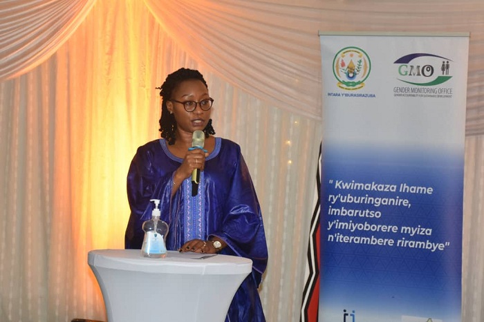 Minisitiri Prof. Bayisenge Jeannette