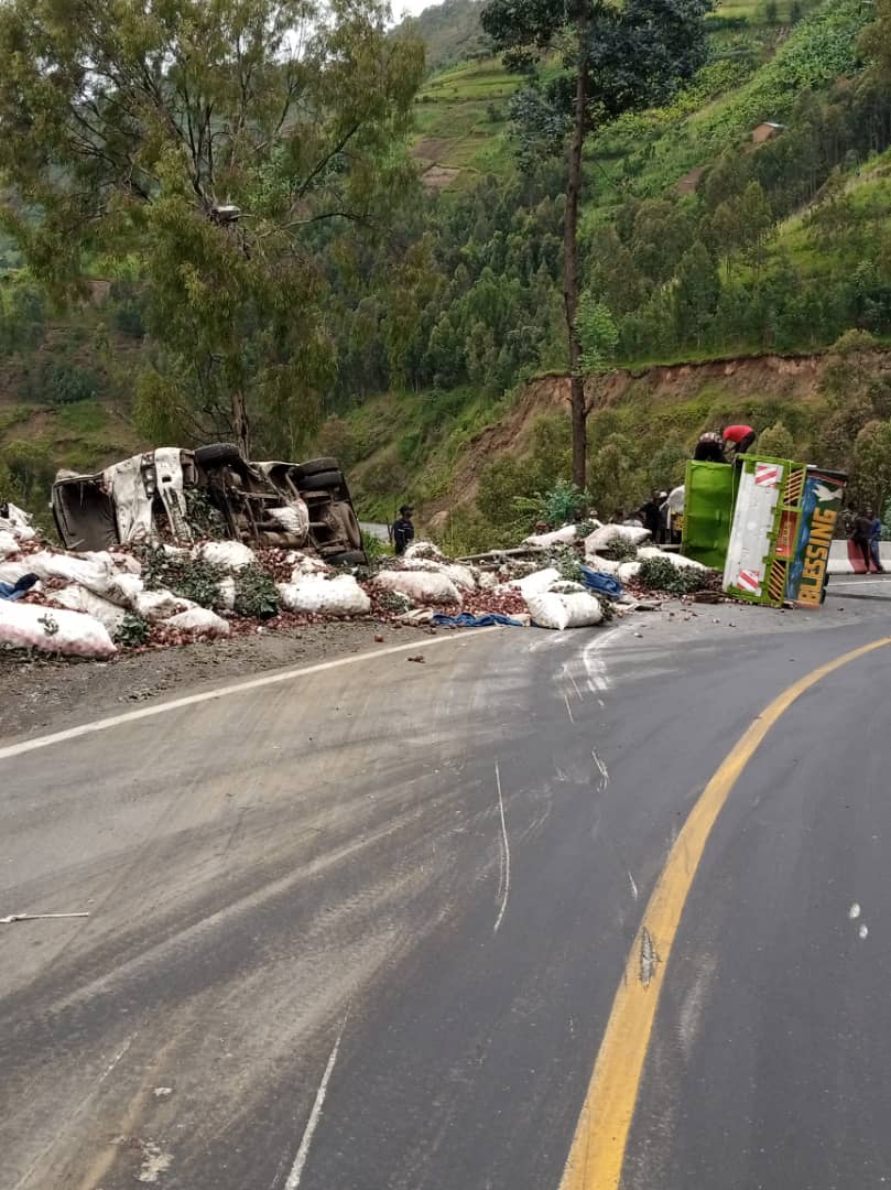 Abantu babiri bahise bahasiga ubuzima