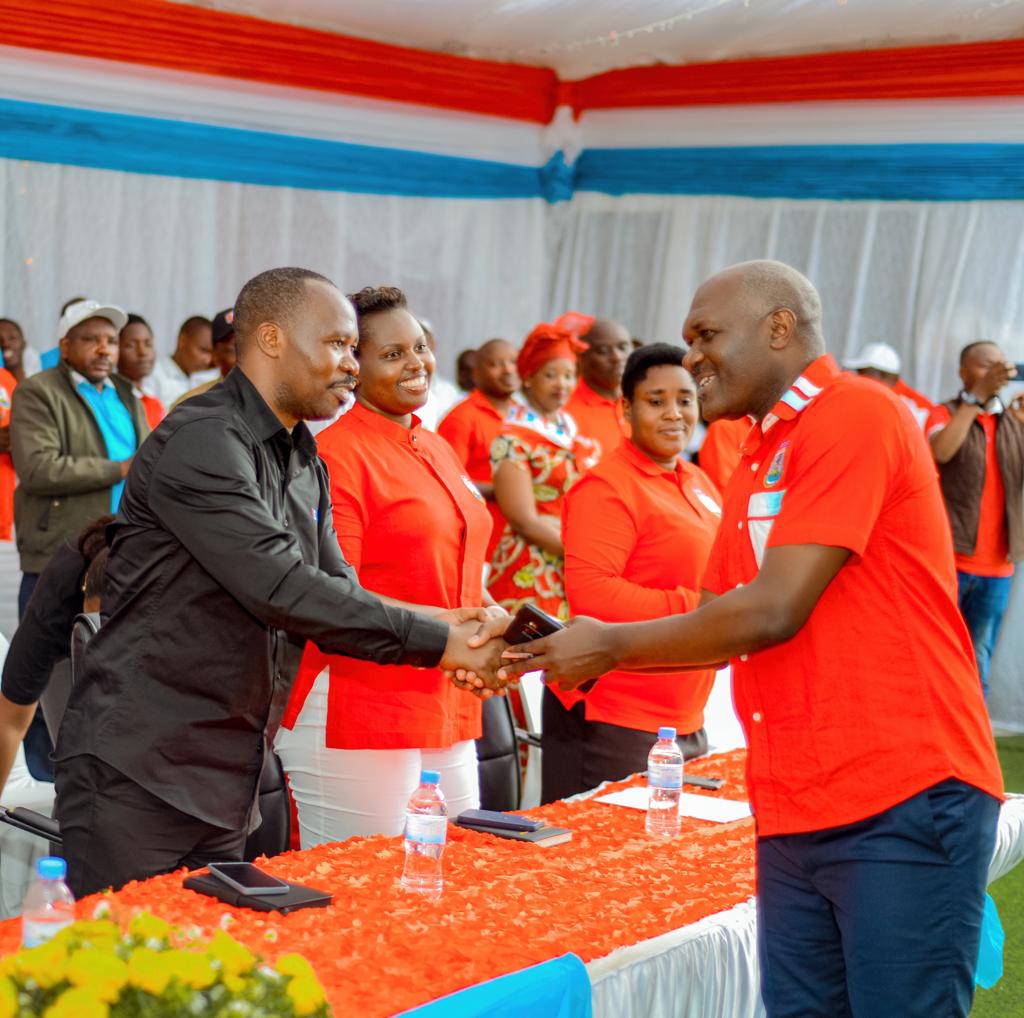 Mulindwa amaze gutorwa yashimiwe na Guverineri Dushimimana Lambert 