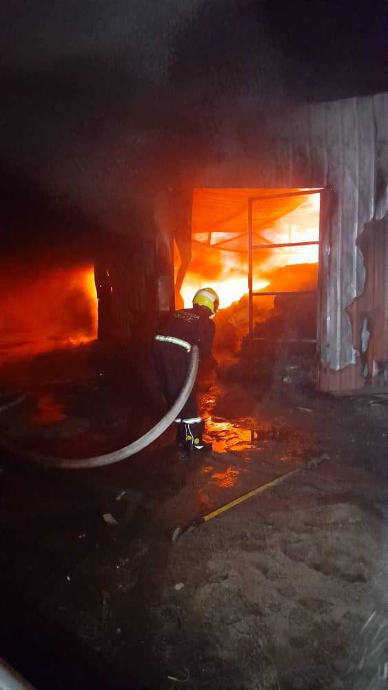 Polisi yatabaye izimya uyu muriro wari ufite ubukana