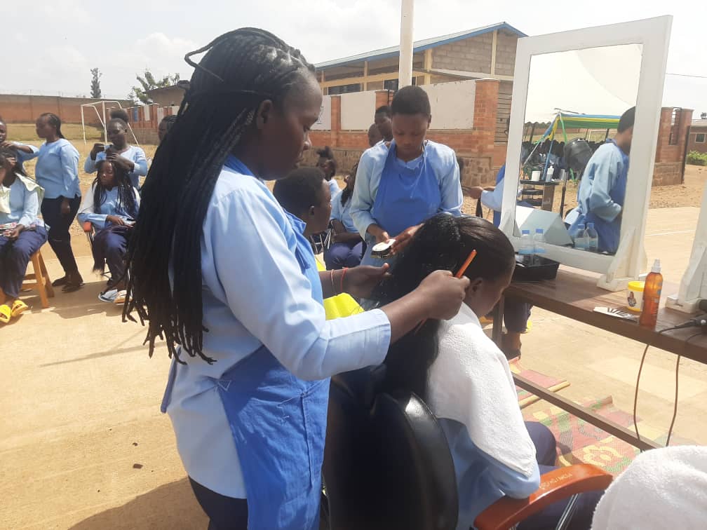 Gukora imisatsi biri mu byo bizera ko bizabinjiriza